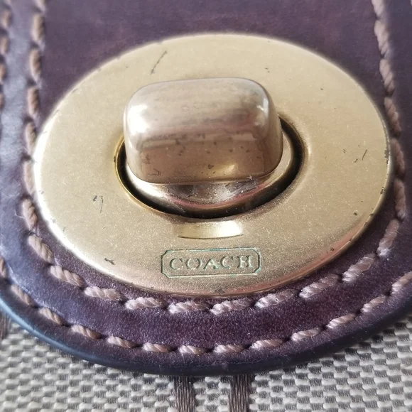 Coach Vintage Kisslock Wallet - Picture 3 of 13